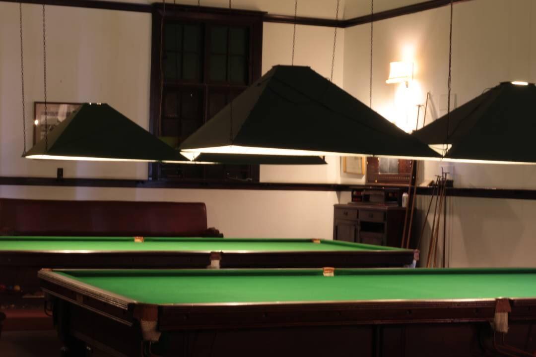 Bulawayo Club Hotel Bagian luar foto